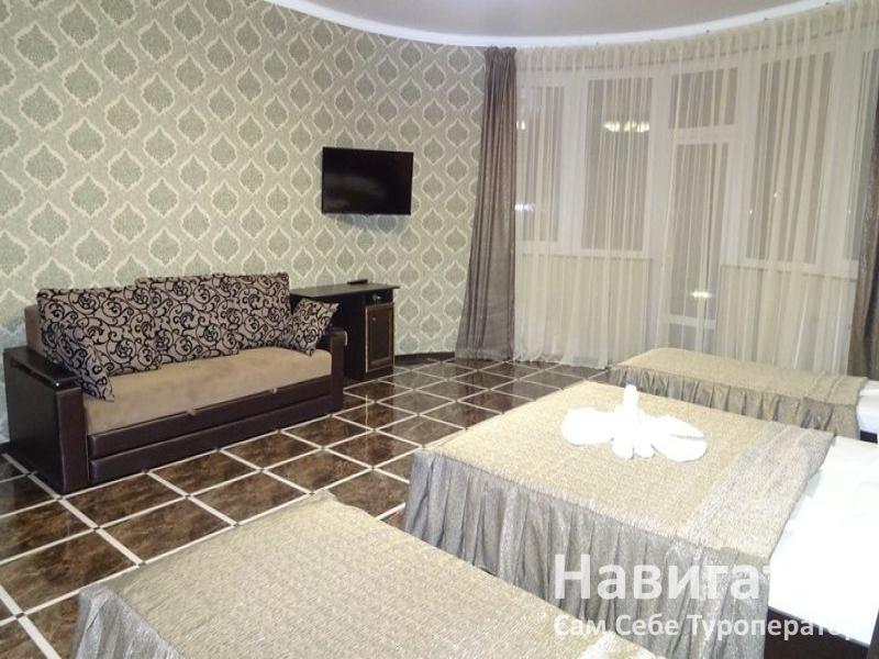 ДАНЕЛЯН - гостевой дом в Пицунда