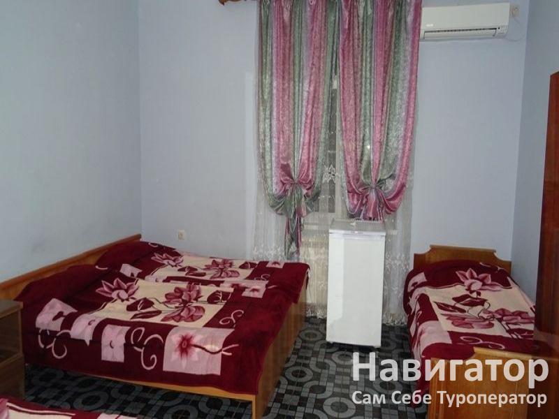 ДАНЕЛЯН - гостевой дом в Пицунда