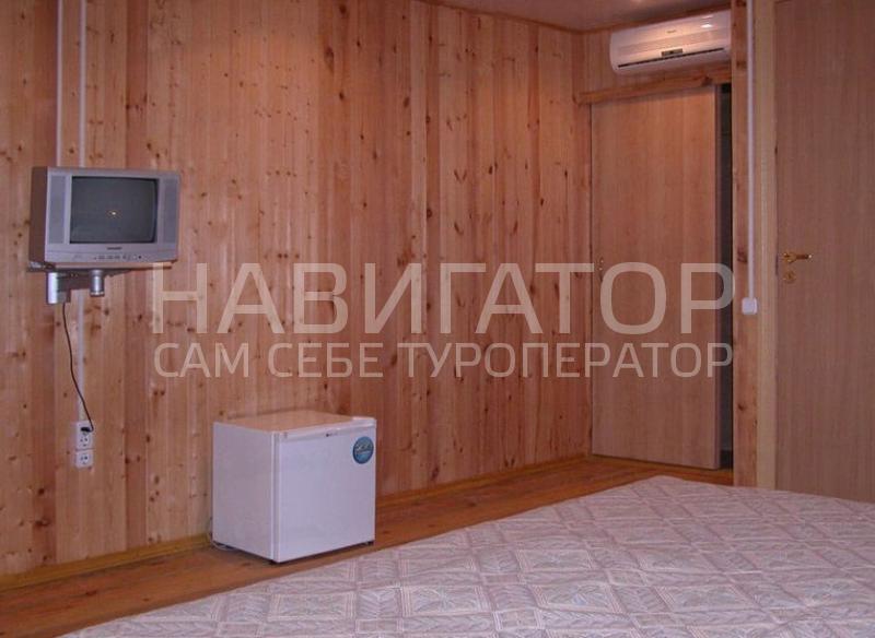 АЛЬБАТРОС - база отдыха в Должанская ст.