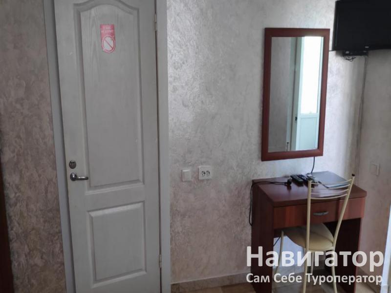 ЗЕЛЕНЫЙ ПОПУГАЙ - отель в Адлер