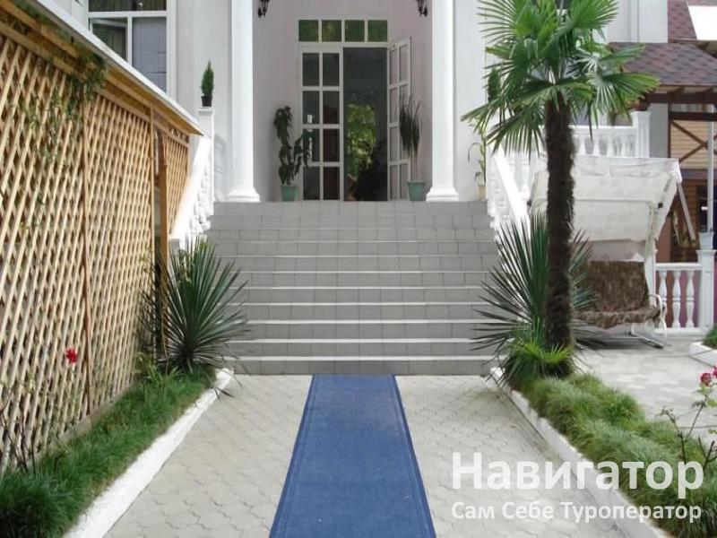БРИСТОЛЬ - гостиница в Адлер