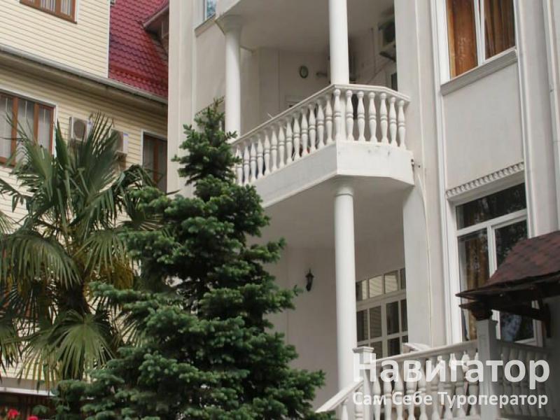 БРИСТОЛЬ - гостиница в Адлер