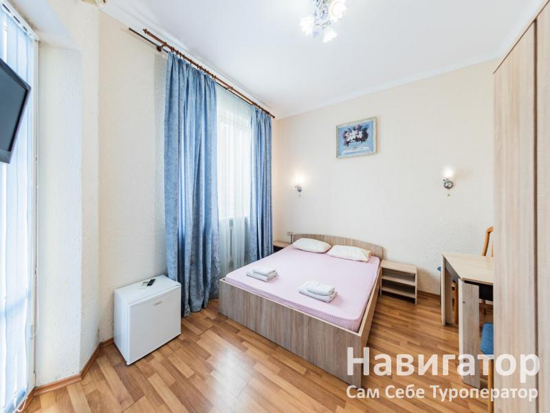БРИСТОЛЬ - гостиница в Адлер