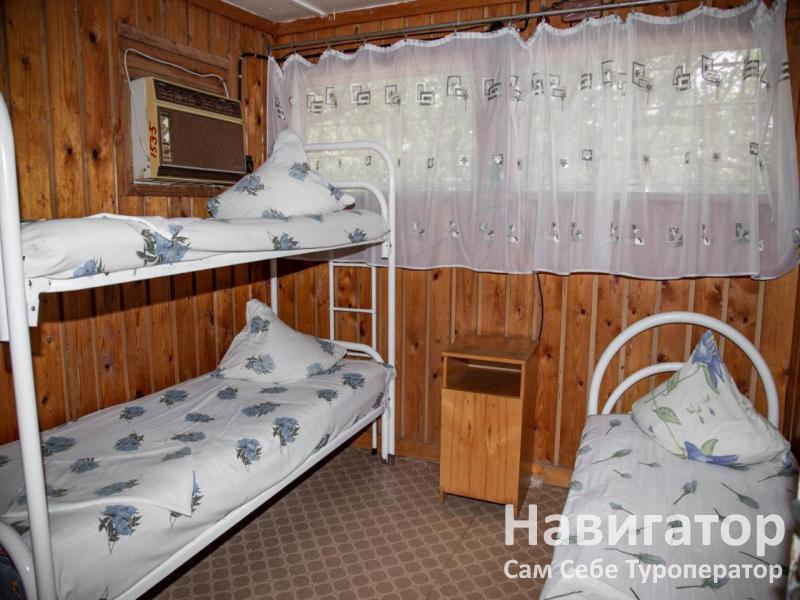 У МОРЯ -база отдыха в Голубицкая