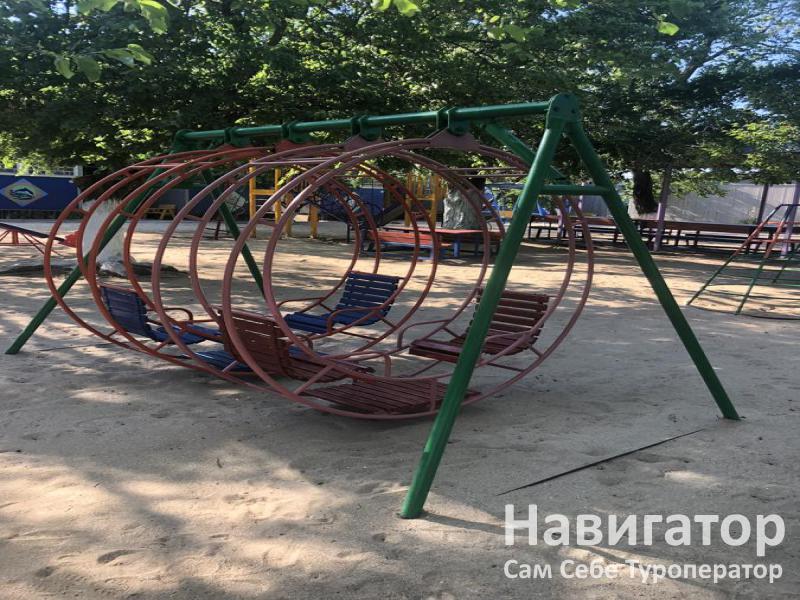 У МОРЯ -база отдыха в Голубицкая