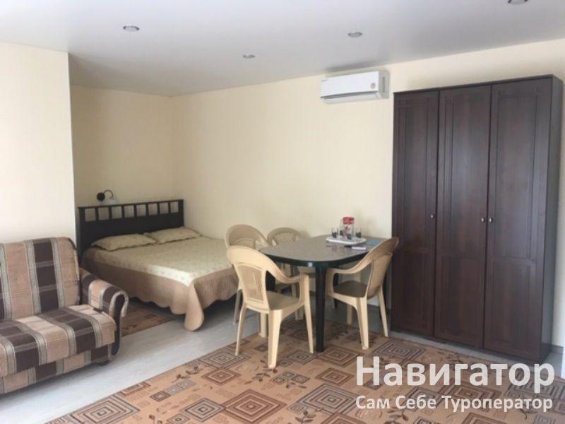 ЛИСЬЯ НОРКА - гостевой дом в Волна пос.