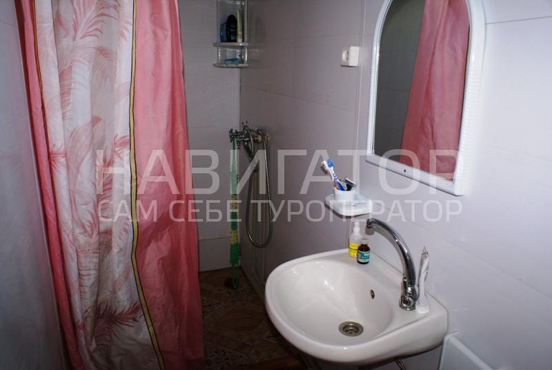 У ВАГАНА - гостевой дом в Вардане
