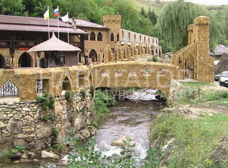 ЗАМОК КОВАРСТВА И ЛЮБВИ - гостиница в Кисловодск