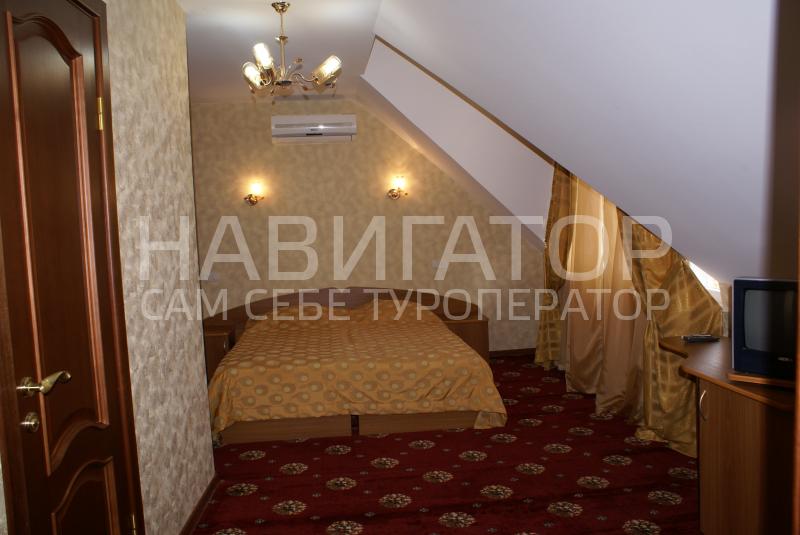 У МОРЯ - гостиничный комплекс в Адлер