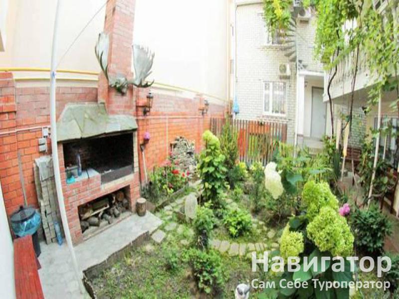 LOVELY PLACE - гостевой дом в Геленджик (Толстый мыс)