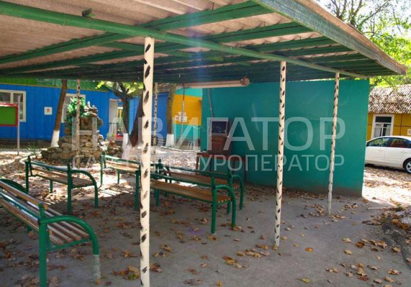 3325 - база отдыха в Дивноморское