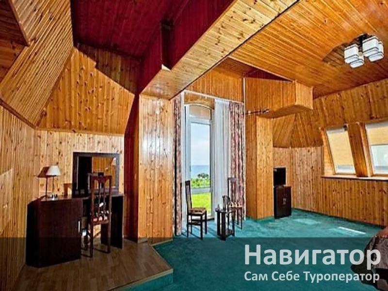 МЕГАПОЛИС - пансионат в Геленджик (Толстый мыс)