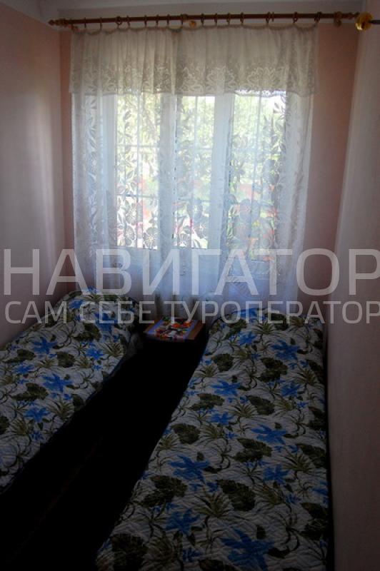 У ЛЮДМИЛЫ - гостевой дом в Анапа