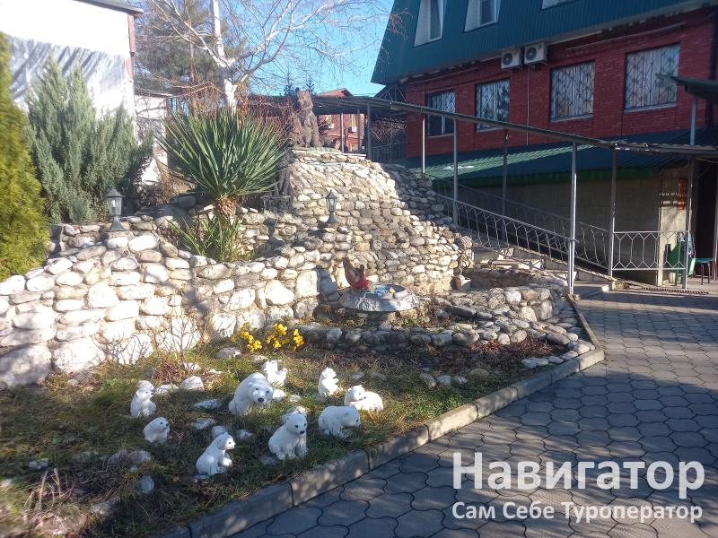 БОЛЬШАЯ МЕДВЕДИЦА - гостиничный комплекс в Гуамка пос.