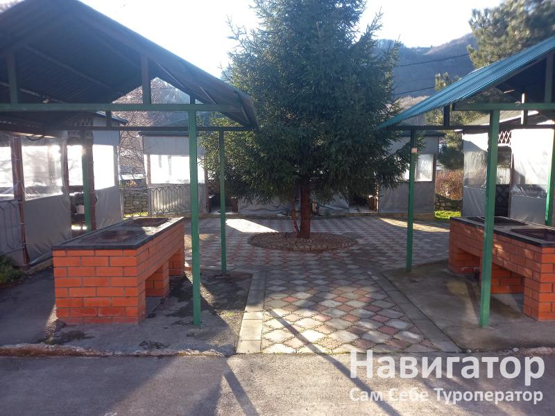 БОЛЬШАЯ МЕДВЕДИЦА - гостиничный комплекс в Гуамка пос.
