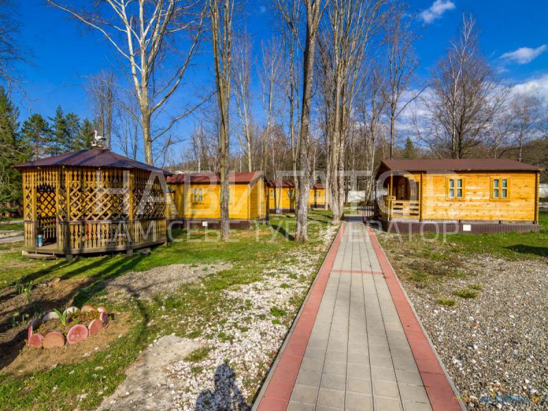 ЛАНЬ - гостинично-туристский комплекс в Каменномостский