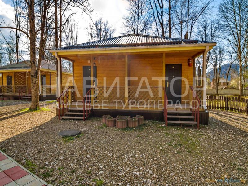 ЛАНЬ - гостинично-туристский комплекс в Каменномостский