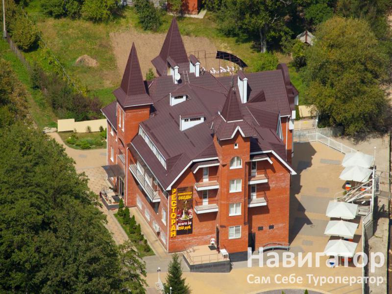 “ГУАМСКОЕ УЩЕЛЬЕ” - отель в Гуамка пос.