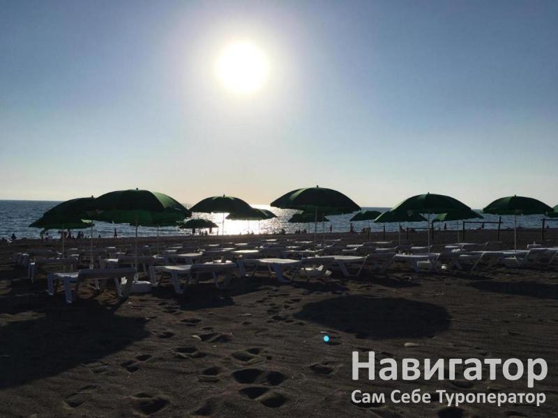 ОСТРОВ-АБЖАХА - парк-отель в Пицунда
