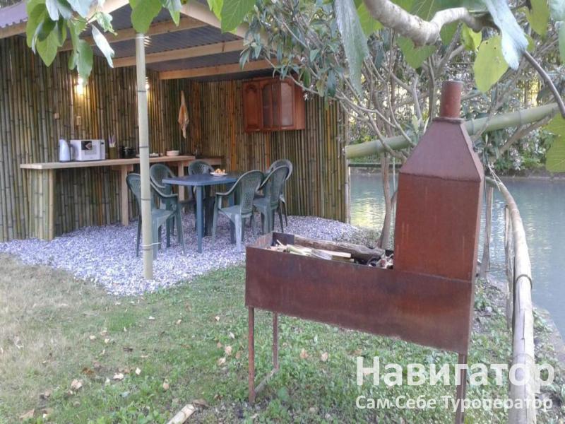 ОСТРОВ-АБЖАХА - парк-отель в Пицунда