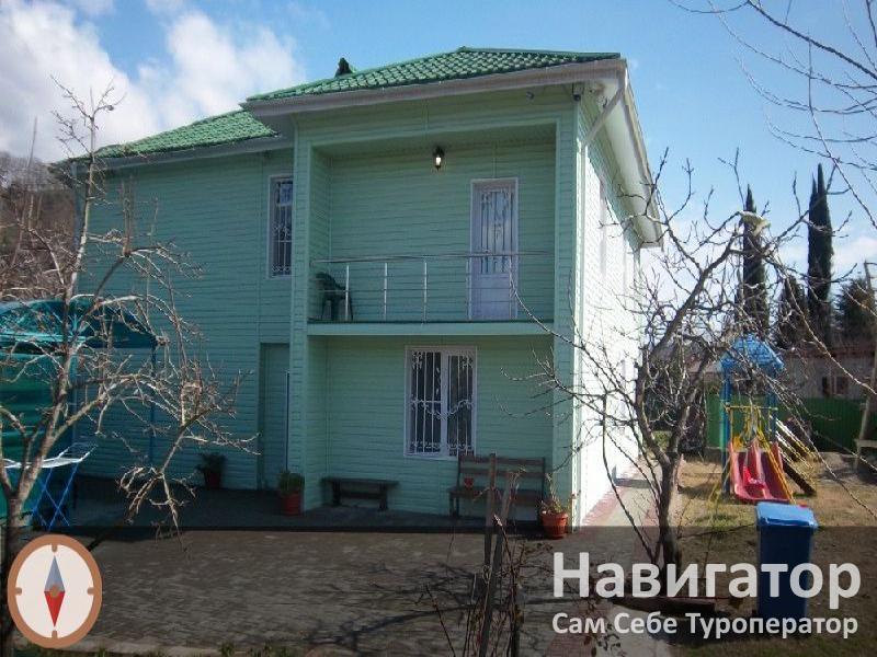 У АЛИСЫ - гостиница в Пицунда
