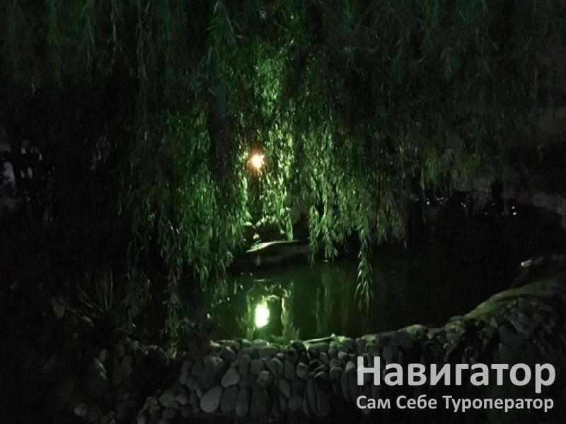 АЛАХАДЗЫХ - гостиница в Пицунда