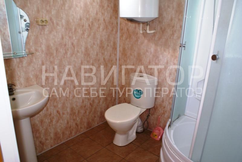 ЧИСТАЯ ВОДА - коттеджный комплекс в Пицунда