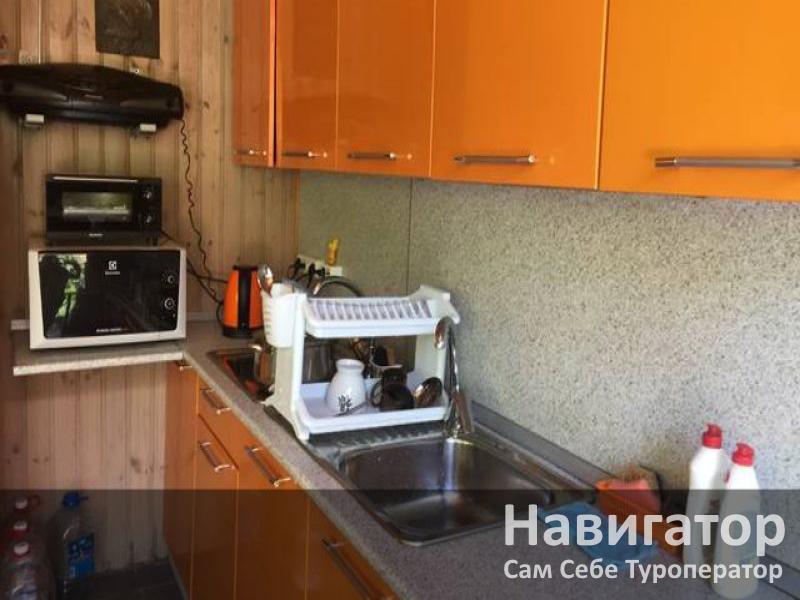 АНТОНИНА - гостевой дом в Геленджик (Толстый мыс)