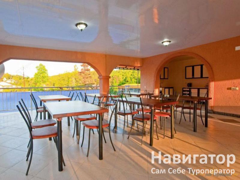 У ЛЮСИ - гостевой дом в Вардане