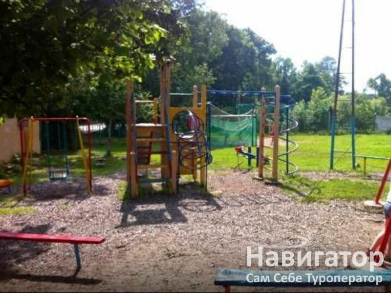 У ЛЮСИ - гостевой дом в Вардане