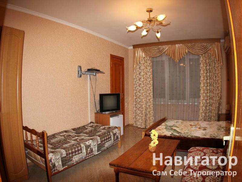 У ЛЮСИ - гостевой дом в Вардане