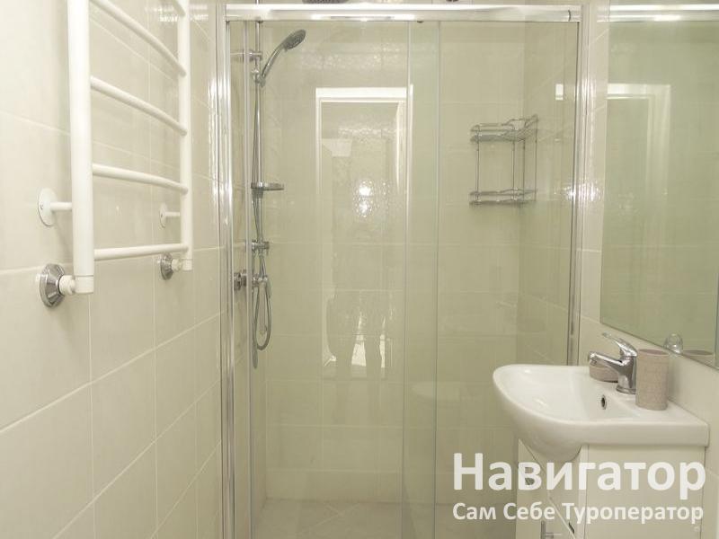 НА КАТИ СОЛОВЬЯНОВОЙ - гостевой дом в Анапа