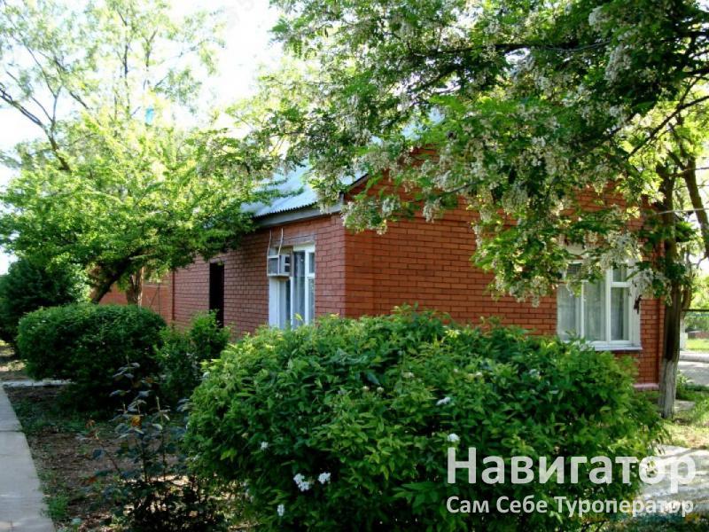 ЮЛИЯ - база отдыха в Волна пос.