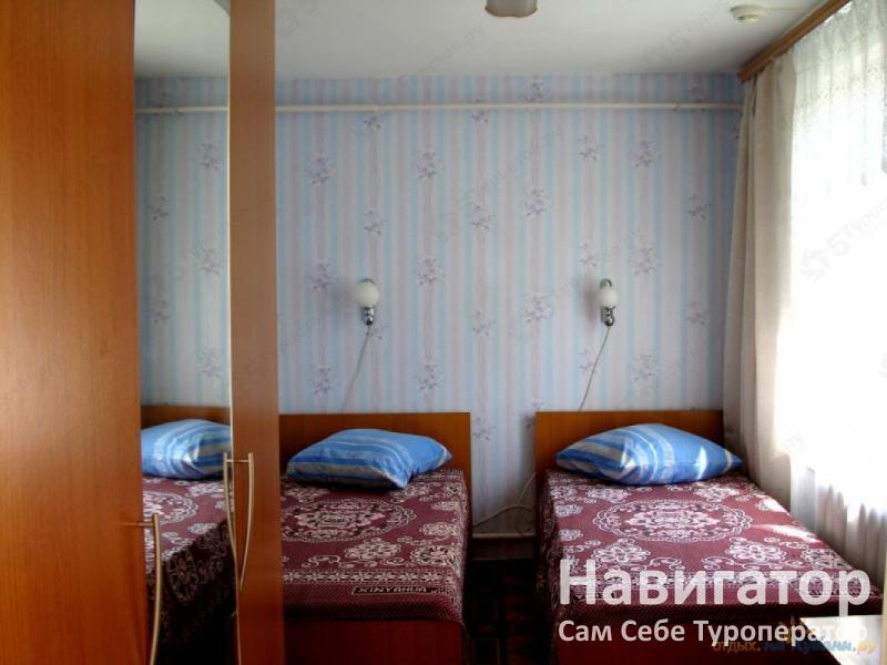 ЮЛИЯ - база отдыха в Волна пос.