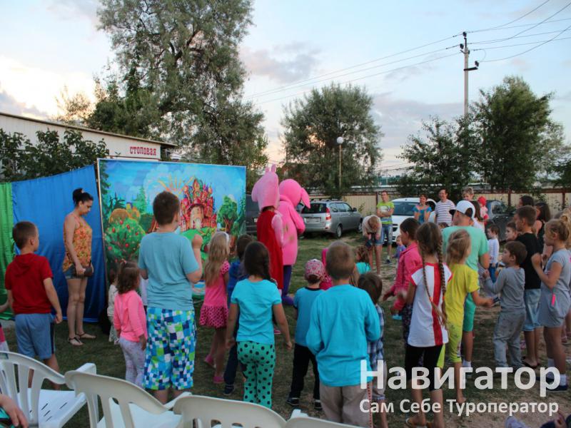КОЛОС - база отдыха в Голубицкая