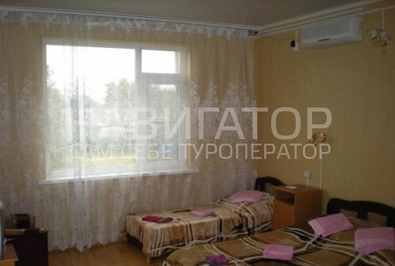 КОЛОС - база отдыха в Голубицкая