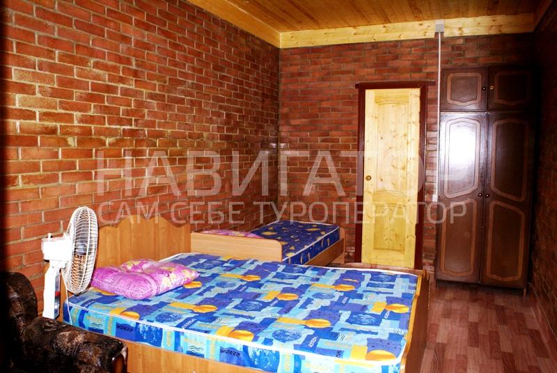 4220 - гостевой дом в Цандрыпш пос.