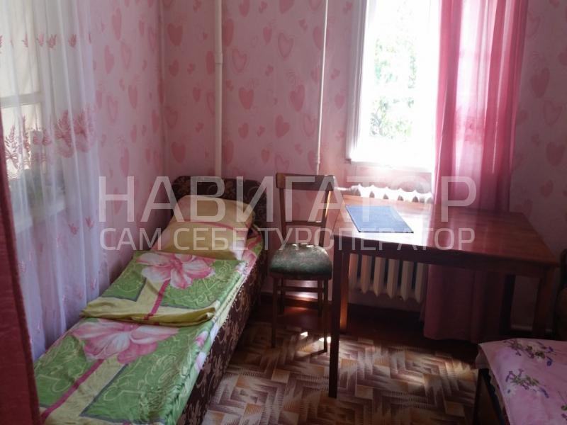4226 - гостевой дом в Цандрыпш пос.