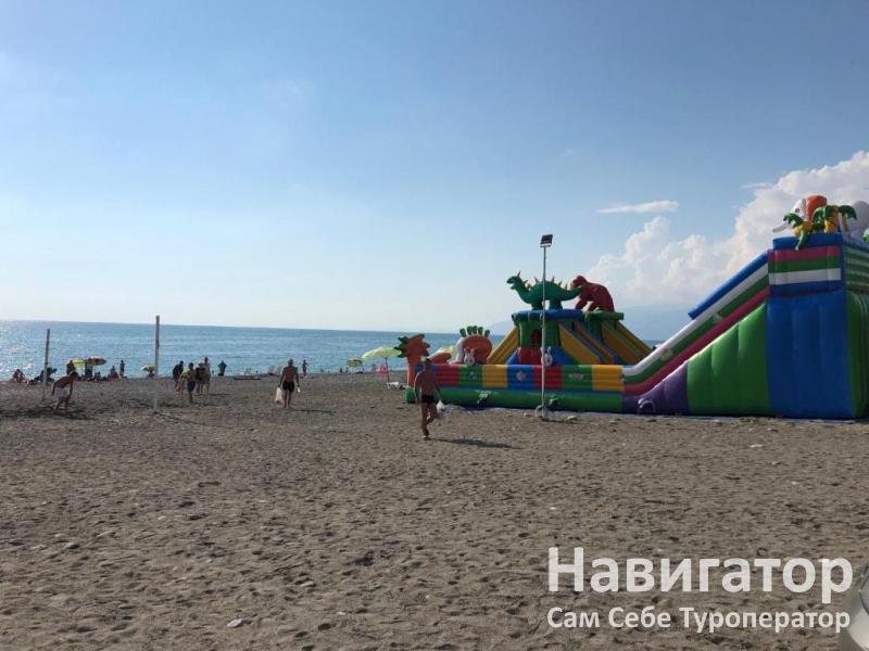 БЕЛОЕ СОЛНЦЕ ПУСТЫНИ - гостевой дом в Пицунда