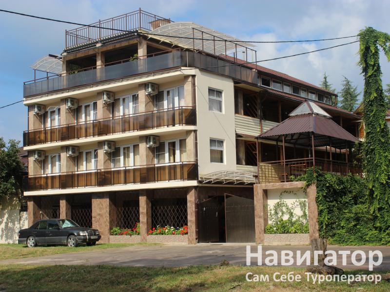 УБЫХ - гостевой дом в Пицунда