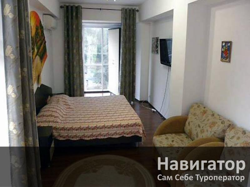 СОСНОВЫЙ ДОМИК - гостевой дом в Геленджик (Толстый мыс)
