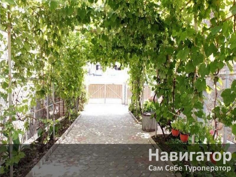 НА ПОЧТОВОЙ - гостевой дом в Геленджик (Тонкий мыс)