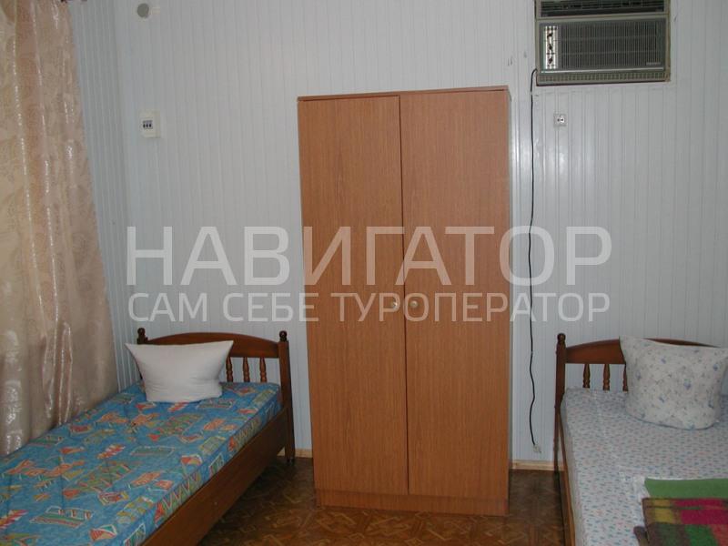 МАЛАХИТ - база отдыха в Кабардинка