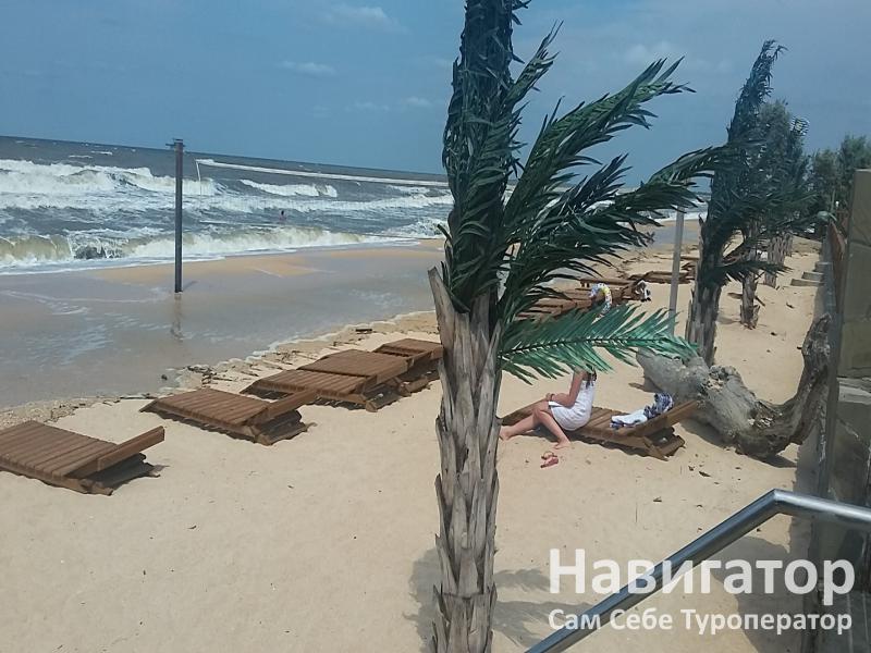 ВОСТОЧНАЯ СКАЗКА - база отдыха в Голубицкая