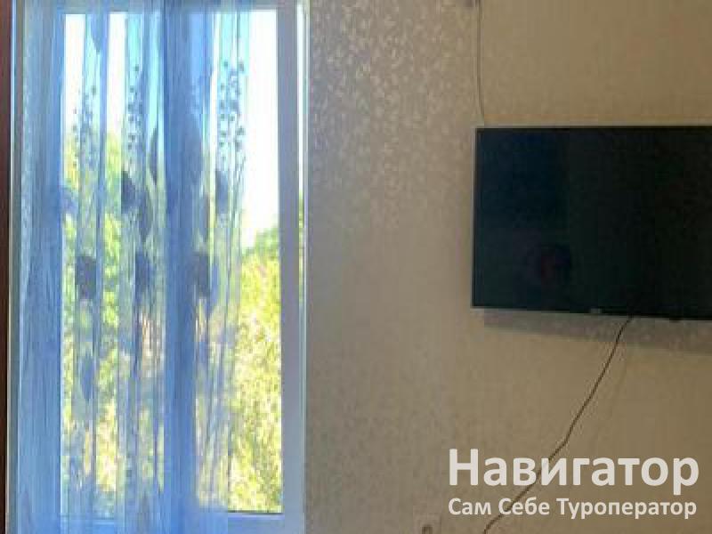 КИПАРИС - гостевой дом в Пицунда