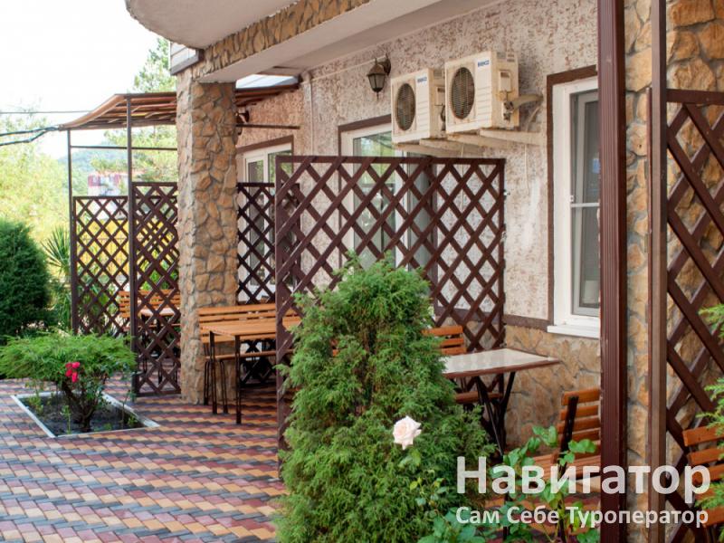 ТРИ ЗВЕЗДЫ - отель в пос. Новомихайловский