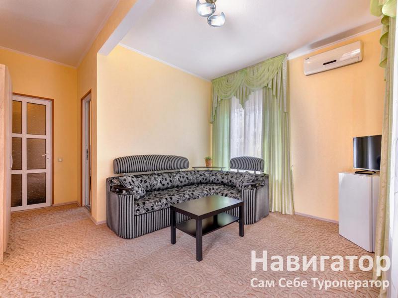 НАТАЛИ - гостевой дом в Кабардинка