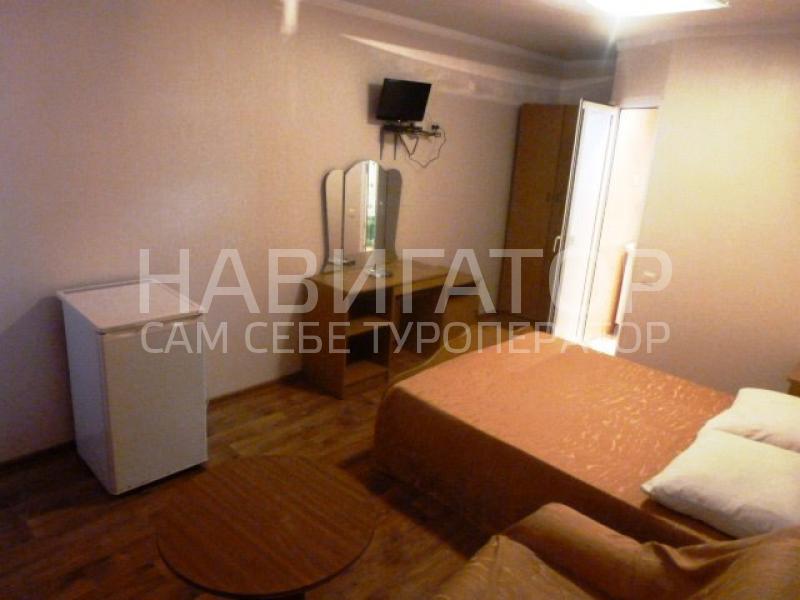 4710 - гостевой дом в Цандрыпш пос.