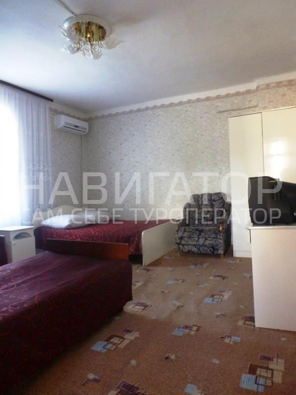 4710 - гостевой дом в Цандрыпш пос.