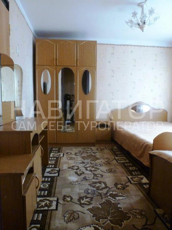 4710 - гостевой дом в Цандрыпш пос.